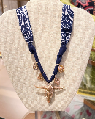 GS Steer Head Pendant Scarf Necklace - Navy/Gold