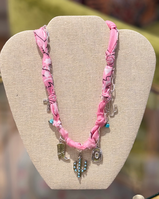 GS Western Style Charm Scarf Necklace - Pink